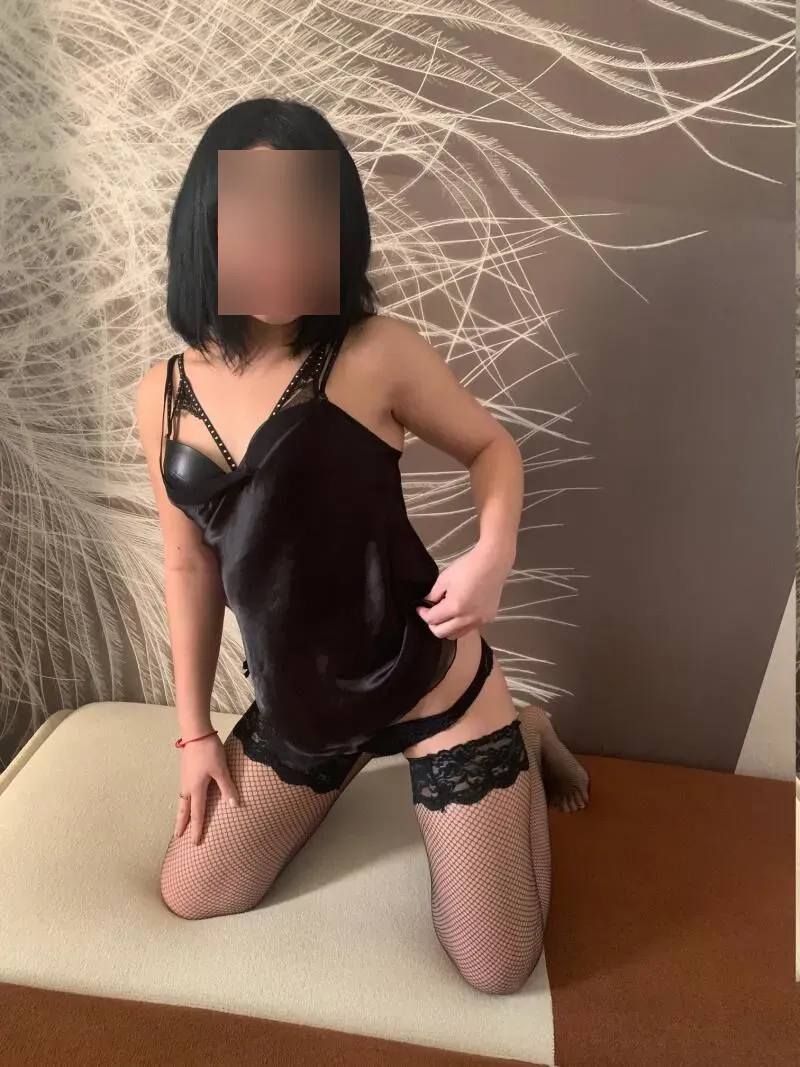 Natalie Escort